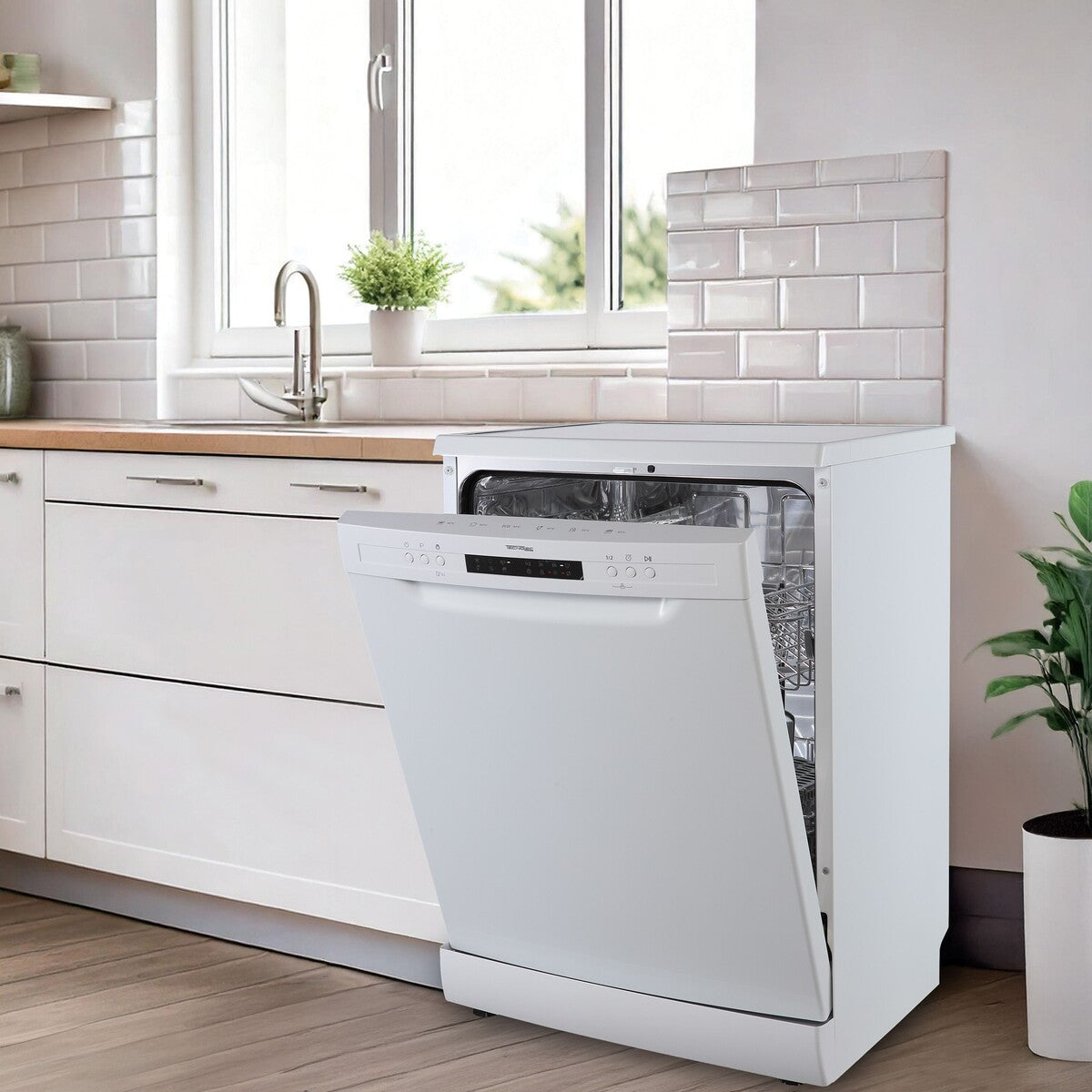 Lave-vaisselle pose libre Tecnolec TDW14CWH